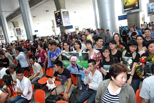 Ca nha Bang Kieu gay nao loan o san bay