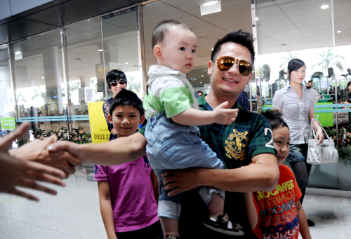 Ca nha Bang Kieu gay nao loan o san bay