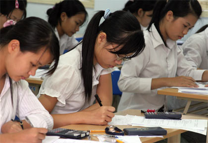 De thi thu tot nghiep THPT mon tieng anh nam 2012 de so 14