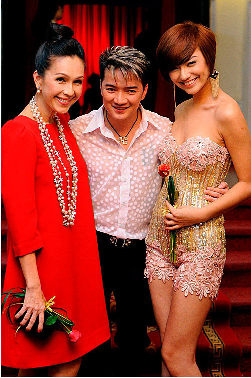 Xuan Lan hon Dam Vinh Hung dam duoi