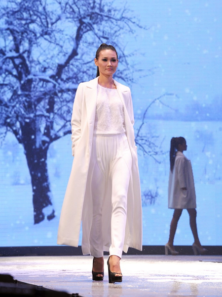 Lộ ảnh sex nghi là của Thùy Trang Top 4 Next Top Model 5 Lộ ảnh sex nghi là của Thùy Trang Top 4 Next Top Model 5