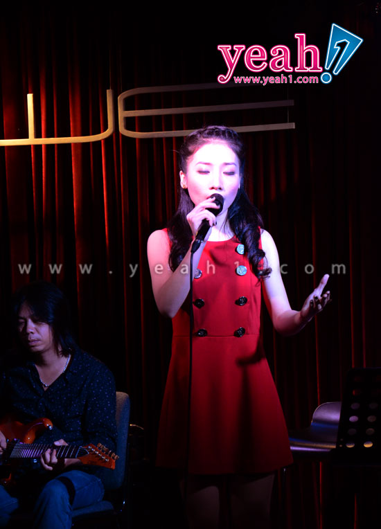 Bo tu giong ca dinh The Voice hoi ngo trong dem \