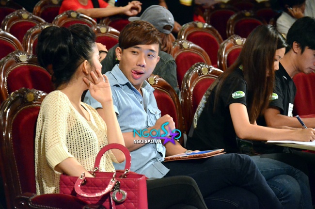 Khoanh khac sao Viet \