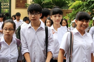 Đề thi lớp 6 học kì 1 môn tiếng anh năm 2012 đề số 26