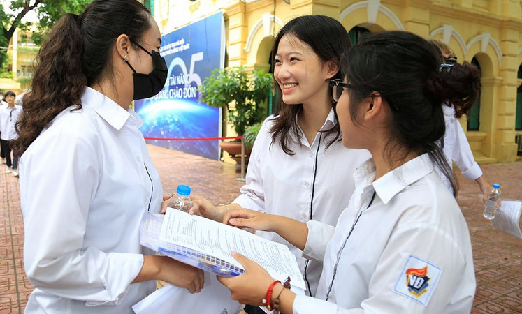 Co bat buoc de nguyen vong da trung tuyen som o NV1 khong?