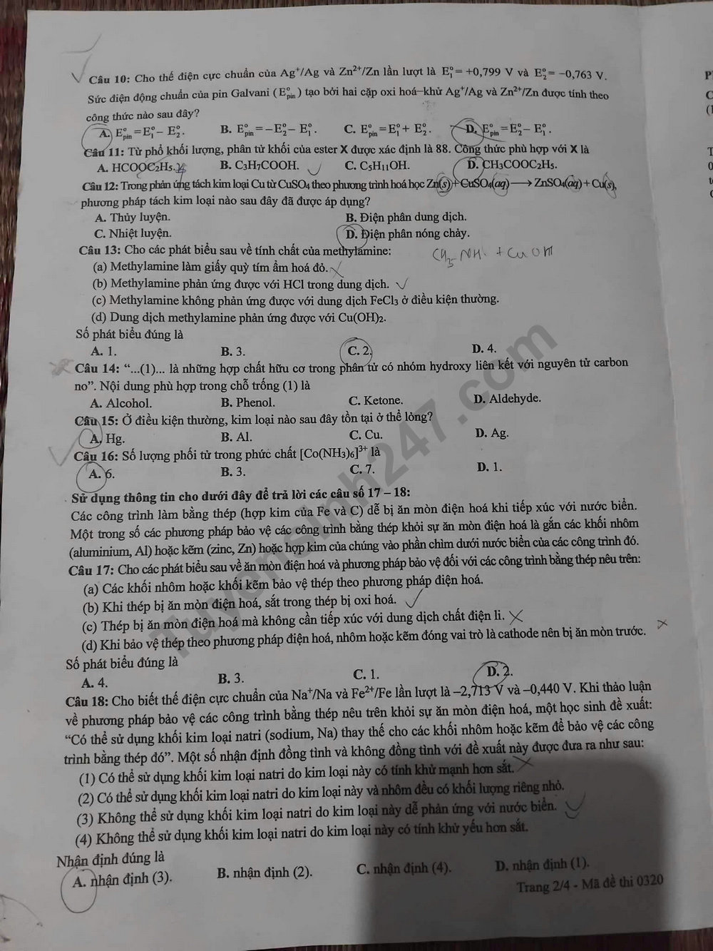 Dap an de thi tot nghiep THPT 2025 - ma de 0320 mon Hoa