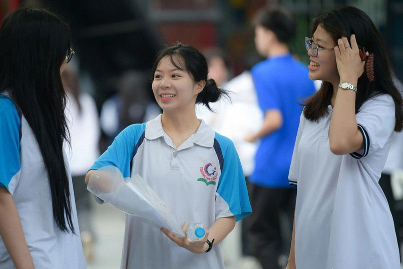 Diem chuan du kien Dai hoc Khoa hoc xa hoi va nhan van TPHCM 2025
