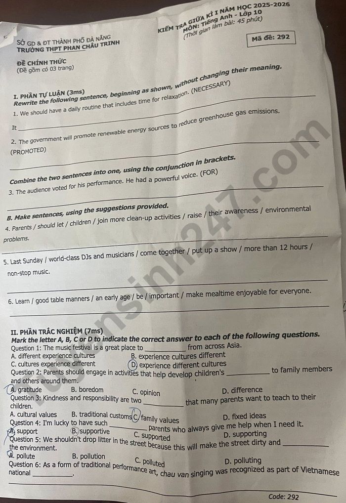 De thi giua ki 1 mon Anh lop 10 THPT Phan Chau Trinh 2025