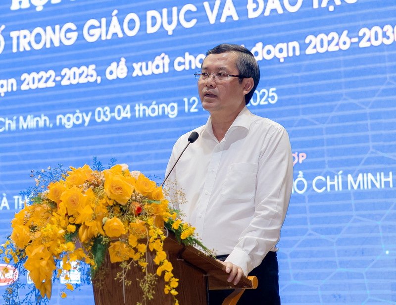 Bo GD-DT: Da tich hop hoc ba so vao VNeID de phuc vu tuyen sinh