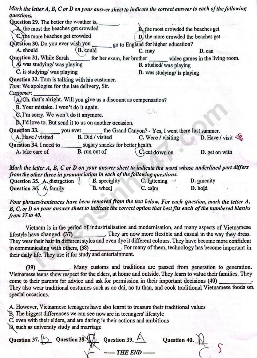 De thi hoc ki 1 lop 9 mon Anh nam 2025 - Phuong Giang Vo