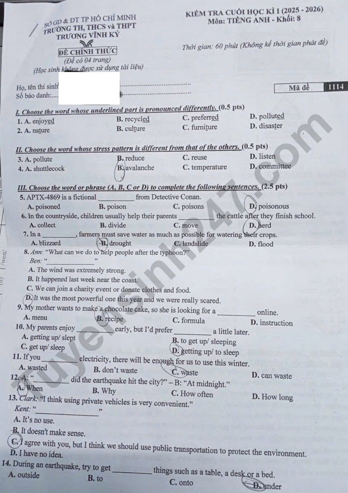 De thi cuoi ki 1 lop 8 mon Anh 2025 - TH, THCS va THPT Truong Vinh Ky