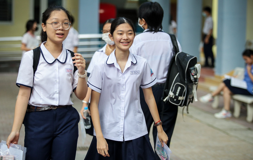 Giam doc So GD TPHCM noi ve de xuat bo thi vao lop 10