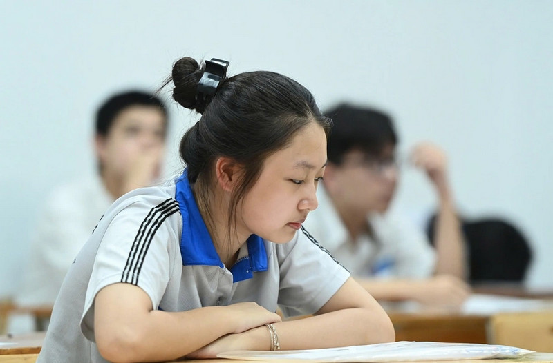 Mon thi thu 3 vao lop 10 Ha Tinh nam 2026