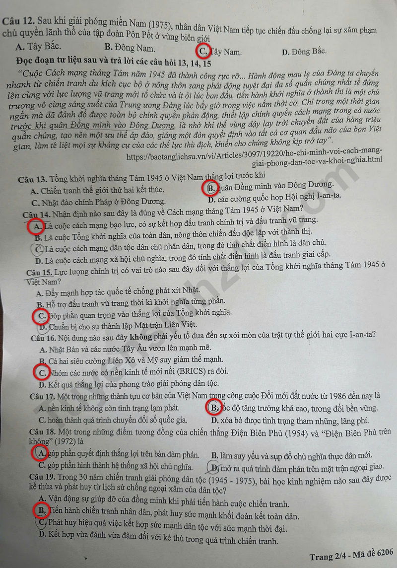 Huong dan giai De thi khao sat lop 12 mon Su 2026 - So GD Ha Noi