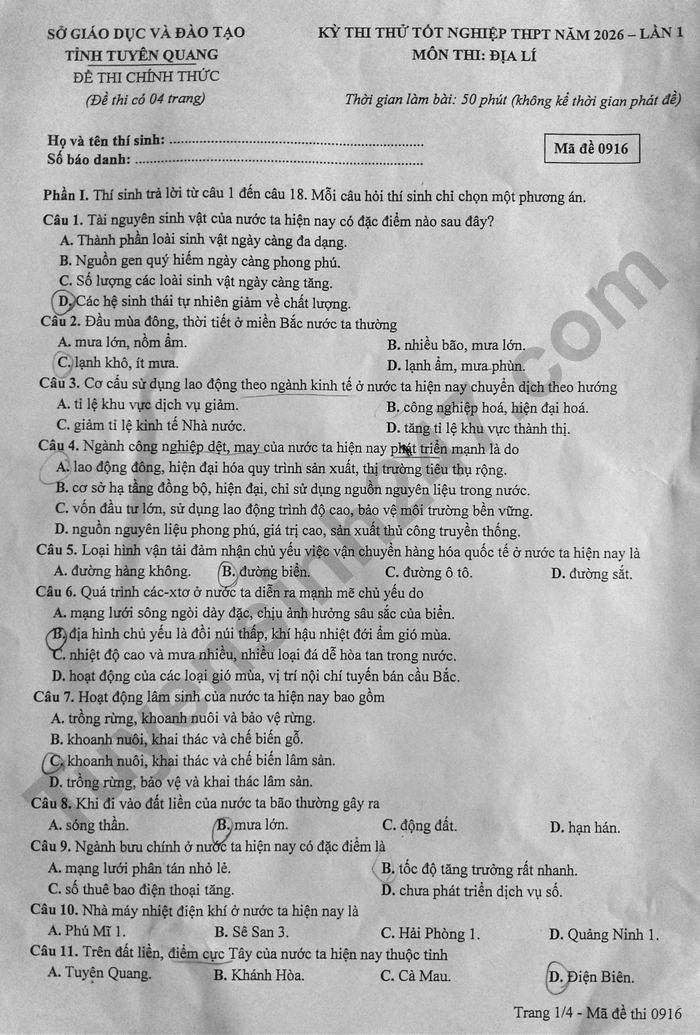 De thi thu mon Dia tot nghiep THPT 2026 lan 1 - So GD Tuyen Quang