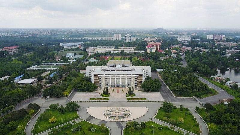 Bo Giao duc va Dao tao du kien quyen han cua Dai hoc Quoc gia Ha Noi va TP.HCM