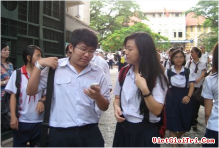 De thi lop 8 hoc ki 2 mon tieng anh de so 4