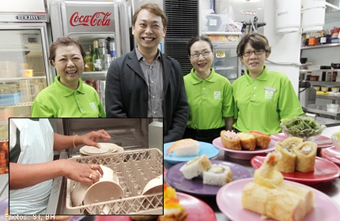 Sakae Sushi đang tuyển nhân viên rửa bát với mức lương hơn 51 triệu đồng. Ảnh: Soshiok