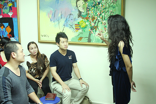 Bao Anh - Huong Tram ru nhau di hoc ung xu