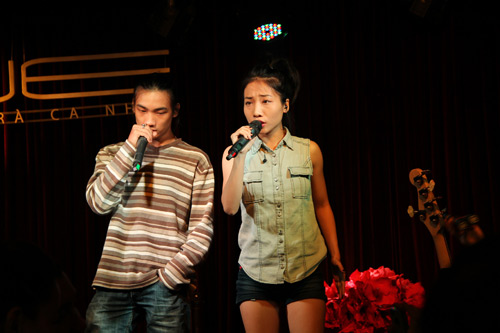 Bui Anh Tuan bo pho tap hat sau scandal voi tinh cu