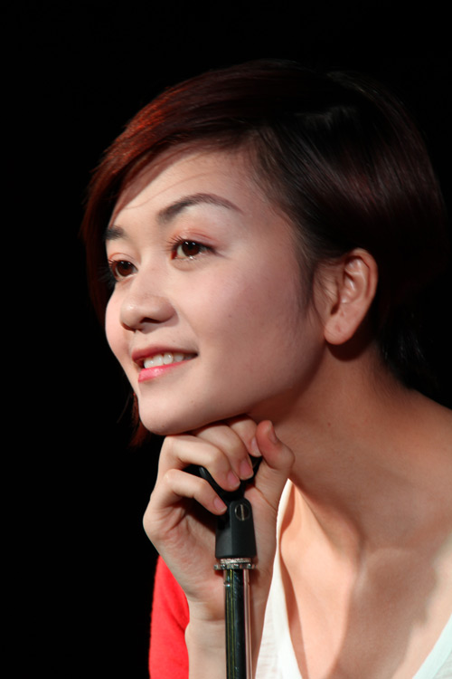 Bui Anh Tuan bo pho tap hat sau scandal voi tinh cu
