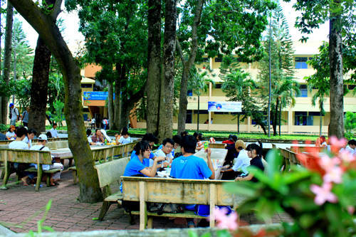 Ngam 2 truong Dai hoc hien dai bac nhat TP.HCM