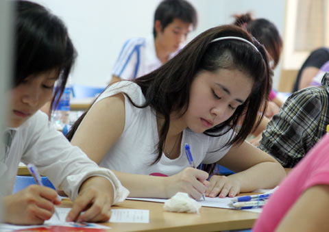 De thi thu tot nghiep THPT mon vat ly nam 2012 de so 9