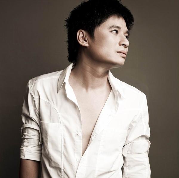 Thu Minh tham du Kpop Festival 29/11