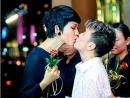 Xuân Lan hôn Đàm Vĩnh Hưng đắm đuối