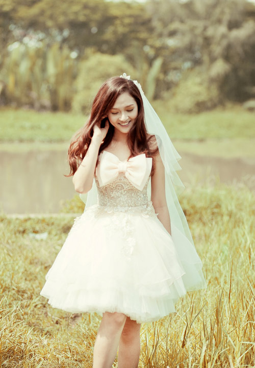 Bảo Anh khoe ảnh làm cô dâu, Sao ngoại-sao nội, Ca nhạc - MTV, Bao Anh, giong hat Viet, the voice, the voice 2012, bi loai, Tran Lap, liveshow, hau The voice, ca sy, tin tuc