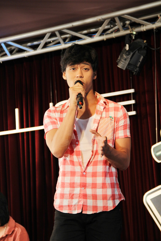 Team Ha Ho va Mr.Dam san sang ra quan