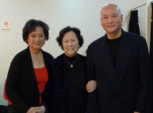 Cuoc hoi ngo xuc dong cua Duong Tang va cac de tu