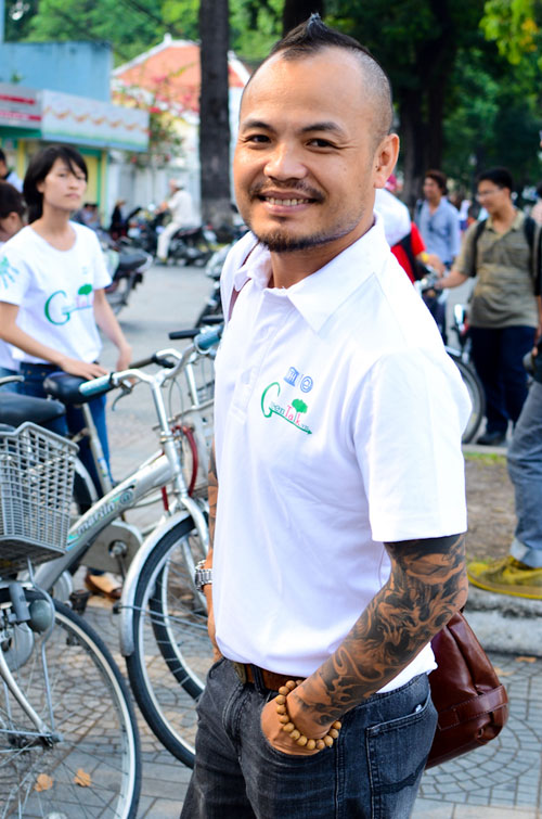 Huong Tram mat moc van xinh tuoi