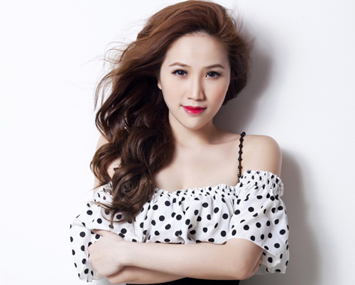 Bui Anh Tuan hut hoi khi duoi theo Dam Vinh Hung
