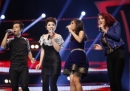 Hương Giang chính thức dừng chân tại Top 4 Vietnam Idol 2012