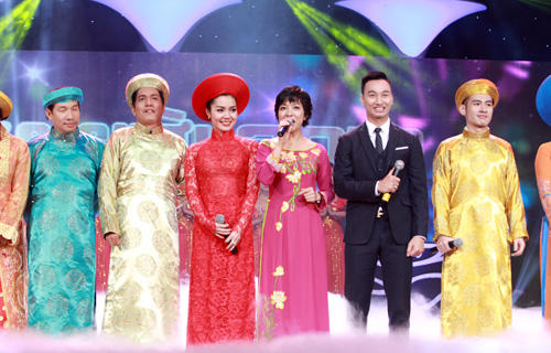 Gala Cuoi 2013: Hai Bac Nam hai mien hoi tu