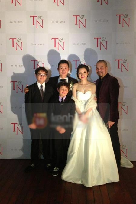 Anh le thanh hon cua MC Anh Tuan gay bat ngo