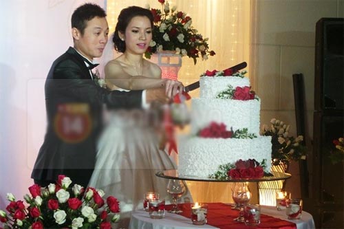 Anh le thanh hon cua MC Anh Tuan gay bat ngo