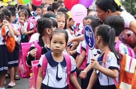 Thuong Tet cho giao vien: Mon qua khich le