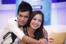Viet Nam Idol 2012: Yasuy cười hết cỡ, ôm chặt Hoàng Quyên