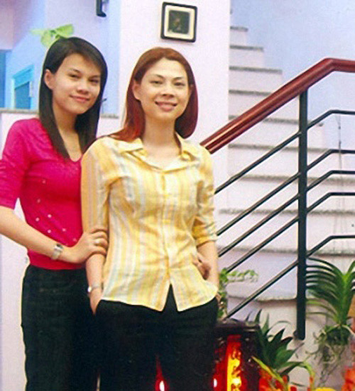 Lang giai tri Viet va nhung cap anh chi em ruot thit dang rat hot