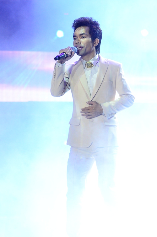 Ya Suy bat ngo gianh ngoi quan quan Vietnam Idol 2012