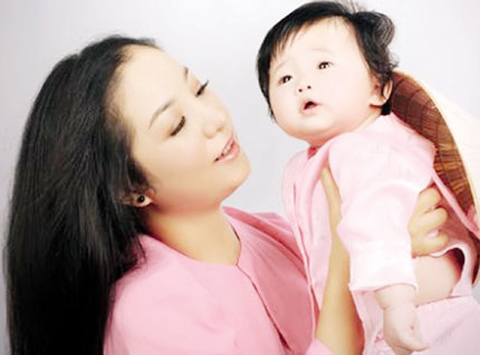 Dien vien hai Thuy Nga lan dau chia se ve cuoc song hon nhan khong hanh phuc