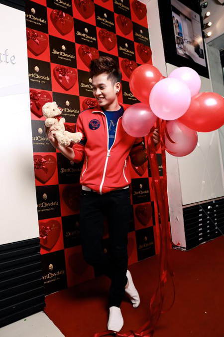 Qua Valentine som danh cho fan tu V.Music