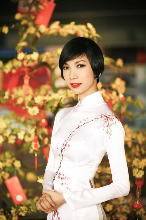 Anh Xuan Lan cung hoc tro Next Top Model tinh khoi chao xuan