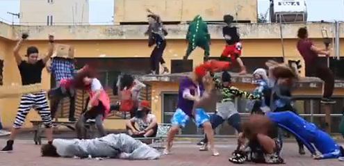 Harlem Shake dieu nhay thach thuc Gangnam Style