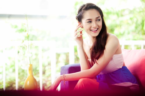 Bảo Anh tung single mới cùng Yanbi và MrT