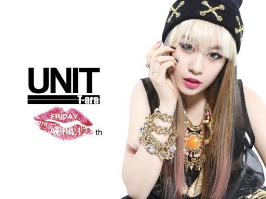 Nhom nho T-ara N4 tung poster va logo cuc chat