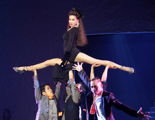 Nhung man trinh dien khien khan gia thot tim