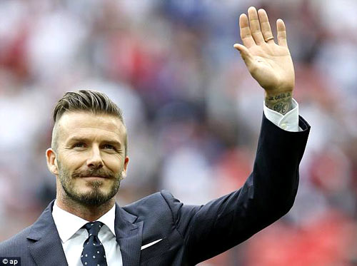 David Beckham Huyền thoại 38 tuổi người Anh David Bekham đã tuyên bố giải nghệ ngày sau khi cùng PSG giành chức vô địch Pháp.